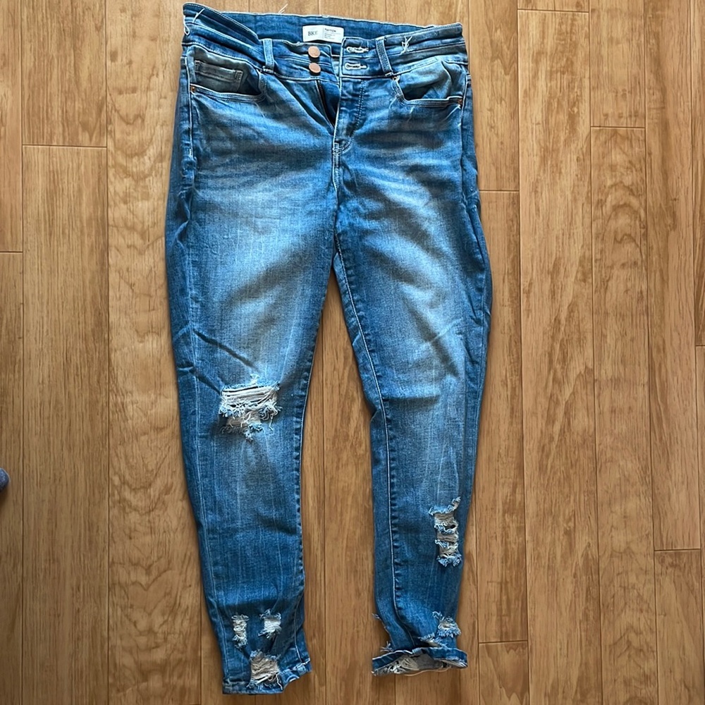 Buckle jeans